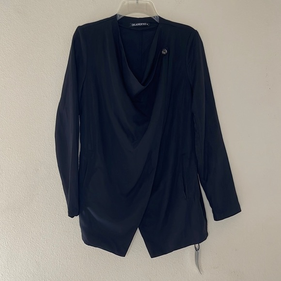 Blank NYC Women’s Cloud Nine Drape Lyocell Black Jacket Size S New - Picture 2 of 7